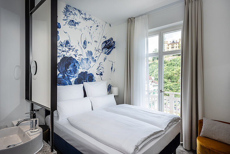 AMERON Neuschwanstein Alpsee Resort & Spa Zimmer Suite Lisl Schlafzimmer